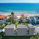 Iliorama Luxury 아파트호텔 4*