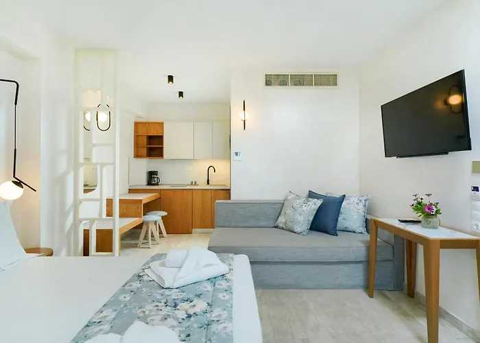 Iliorama Luxury 4*