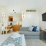 Iliorama Luxury 4*