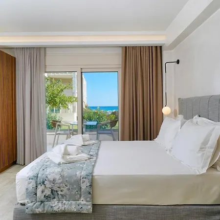Iliorama Luxury Suites Aparthotel *