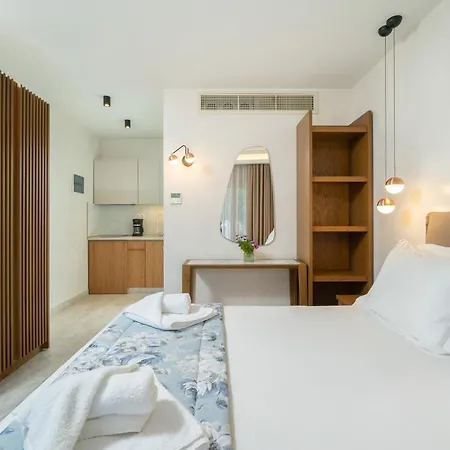 Iliorama Luxury Suites Aparthotel *